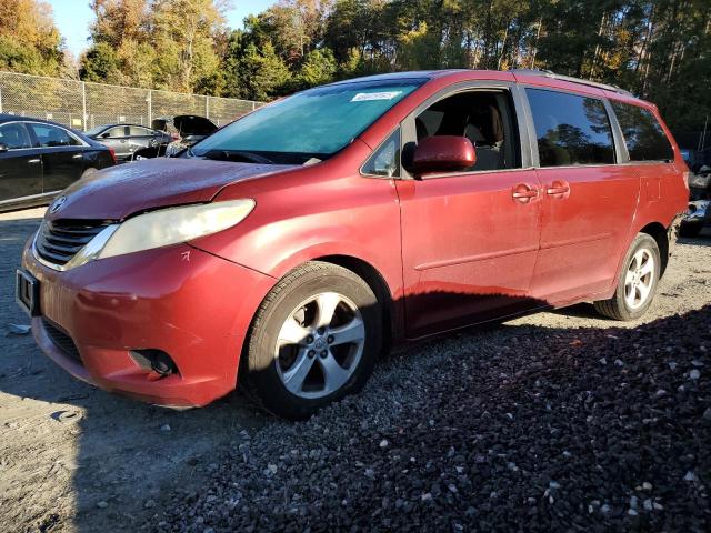 2011 TOYOTA SIENNA LE, 