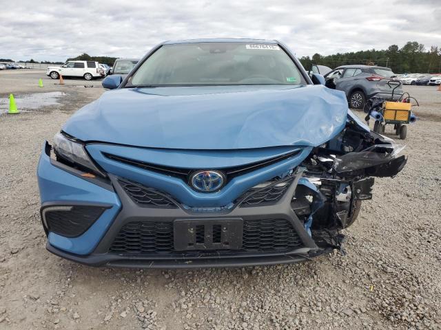 4T1S31AK9PU057687 - 2023 TOYOTA CAMRY SE NIGHT SHADE BLUE photo 5
