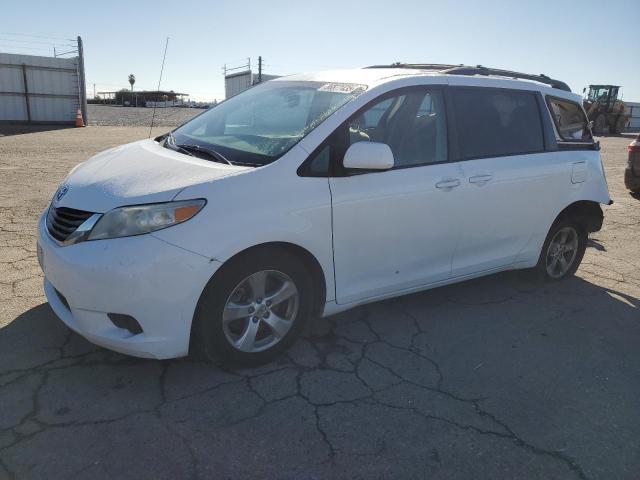 2013 TOYOTA SIENNA LE, 
