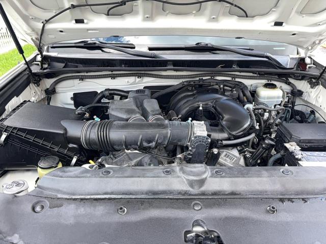 JTEZU5JR5A5011615 - 2010 TOYOTA 4RUNNER SR5 WHITE photo 7