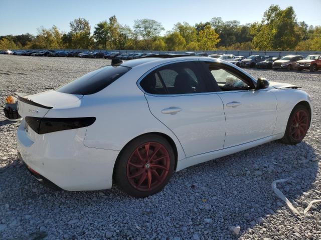 ZARFAEDNXH7552494 - 2017 ALFA ROMEO GIULIA Q4 Ақ фото 3