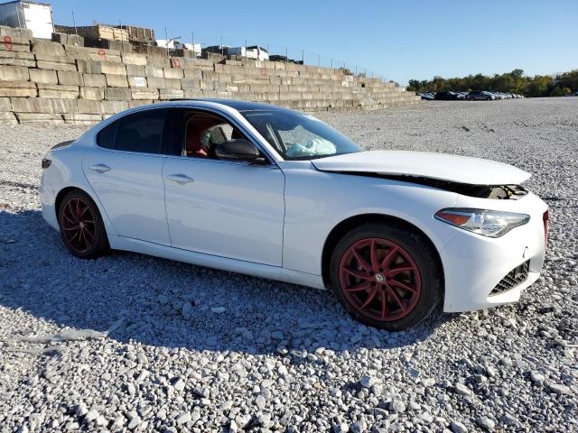 ZARFAEDNXH7552494 - 2017 ALFA ROMEO GIULIA Q4 Ақ фото 4