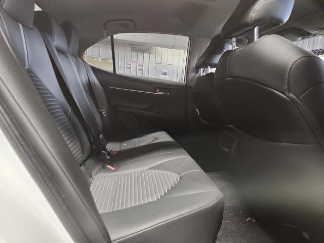 4T1G11BK8NU072351 - 2022 TOYOTA CAMRY SE WHITE photo 10