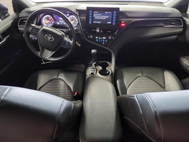 4T1G11BK8NU072351 - 2022 TOYOTA CAMRY SE WHITE photo 8