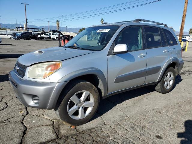 2004 TOYOTA RAV4, 