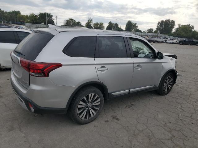 JA4AZ3A39KJ001756 - 2019 MITSUBISHI OUTLANDER SE 银色 照片 3