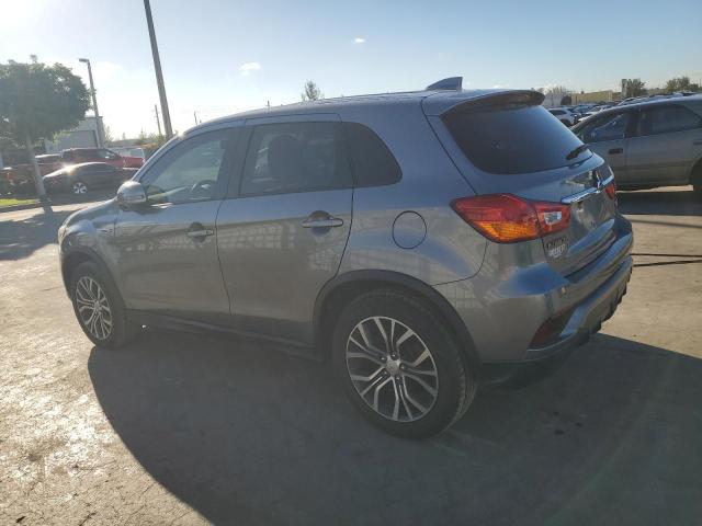 JA4AP3AU4KU013021 - 2019 MITSUBISHI OUTLANDER ES Серый фото 2