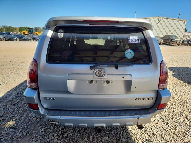 JTEBU14R948018186 - 2004 TOYOTA 4RUNNER SR5 银色 照片 6