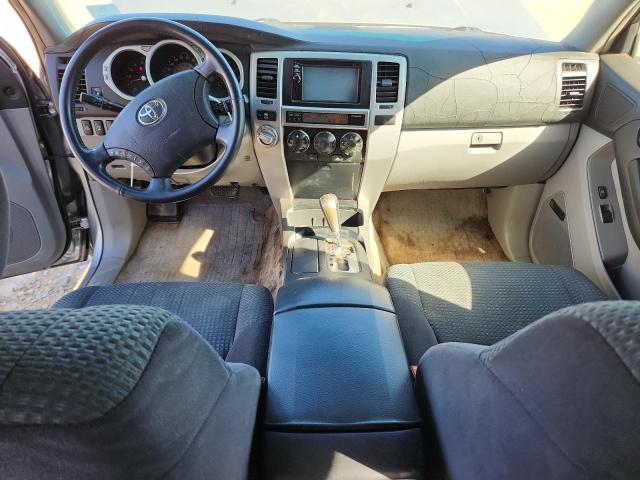 JTEBU14R948018186 - 2004 TOYOTA 4RUNNER SR5 银色 照片 8