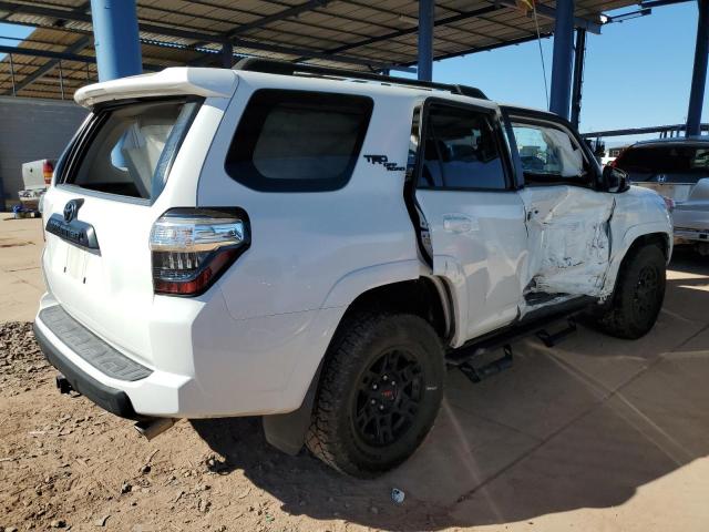 JTEBU5JR2K5637576 - 2019 TOYOTA 4RUNNER SR5/SR5 PREMIUM WHITE photo 3