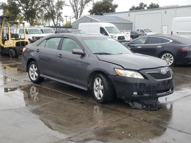 4T1BK46K09U077651 - 2009 TOYOTA CAMRY SE GRAY photo 4