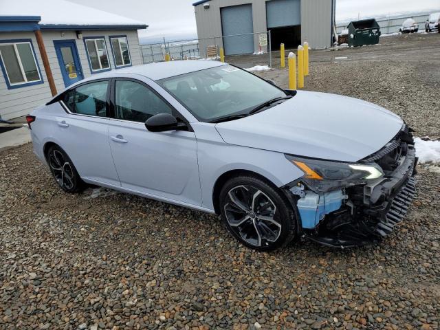 1N4BL4CV7RN357664 - 2024 NISSAN ALTIMA SR ნაცრისფერი ფოტო 4