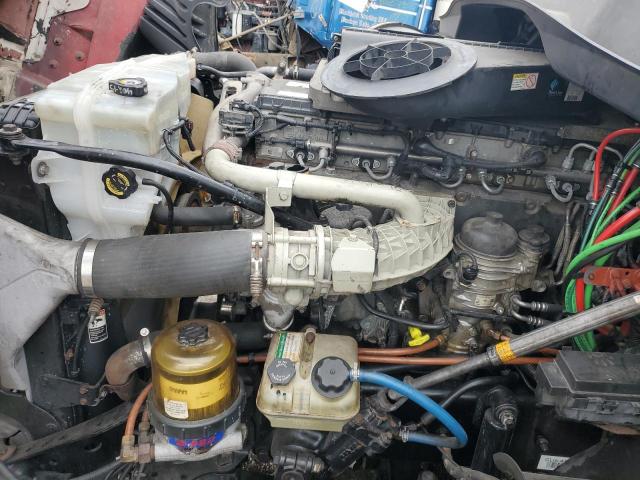 3AKJGLD5XGSGU6453 - 2016 FREIGHTLINER CASCADIA 1 Qırmızı foto 7