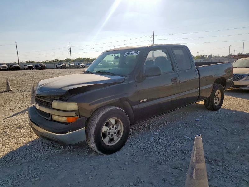 2001 CHEVROLET SILVERADO C1500, 
