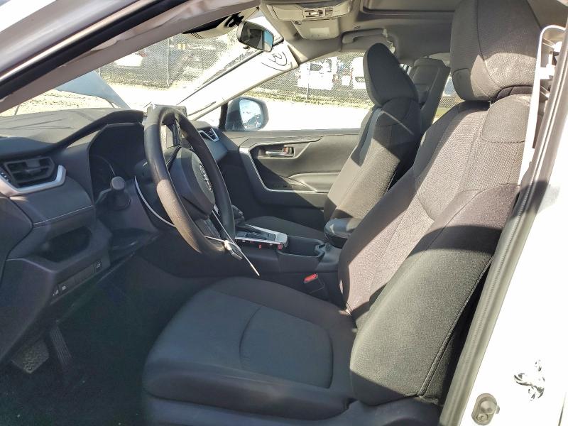 2T3W1RFVXRC267641 - 2024 TOYOTA RAV4 XLE WHITE photo 7