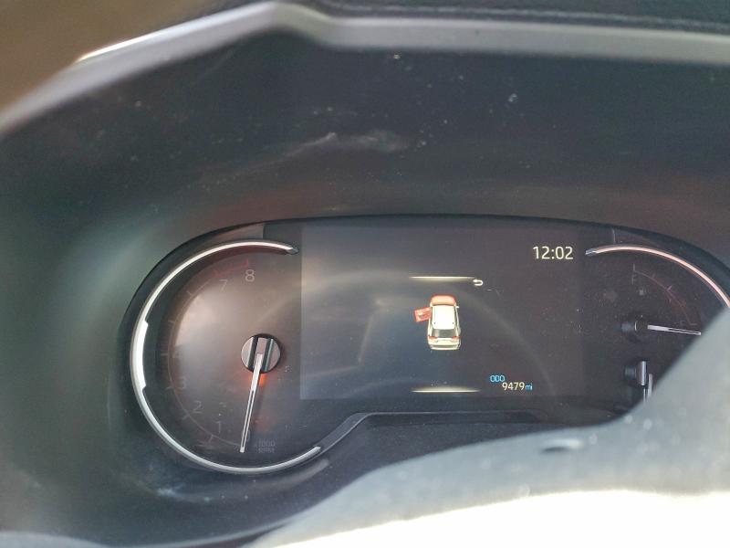 2T3W1RFVXRC267641 - 2024 TOYOTA RAV4 XLE WHITE photo 9