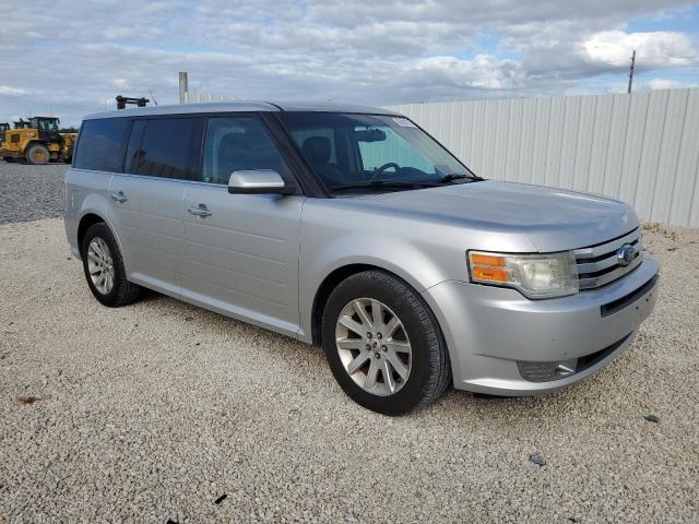 2FMEK62C49BA10497 - 2009 FORD FLEX SEL 银色 照片 4