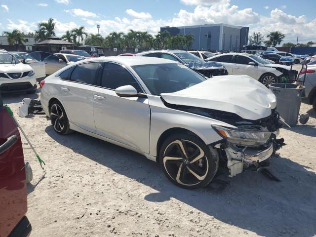 1HGCV1F37JA096020 - 2018 HONDA ACCORD SPORT 白色 照片 4