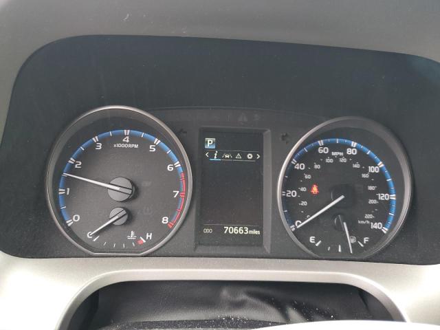 2T3BFREV0HW654522 - 2017 TOYOTA RAV4 LE Марун фото 9