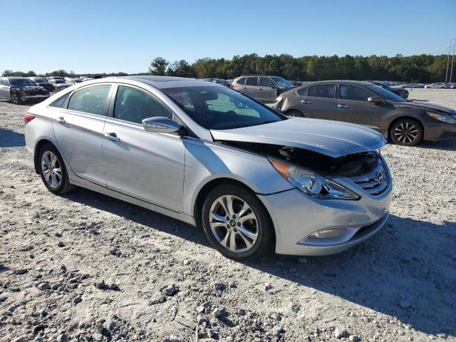 5NPEC4AC5DH656913 - 2013 HYUNDAI SONATA SE SILVER photo 4