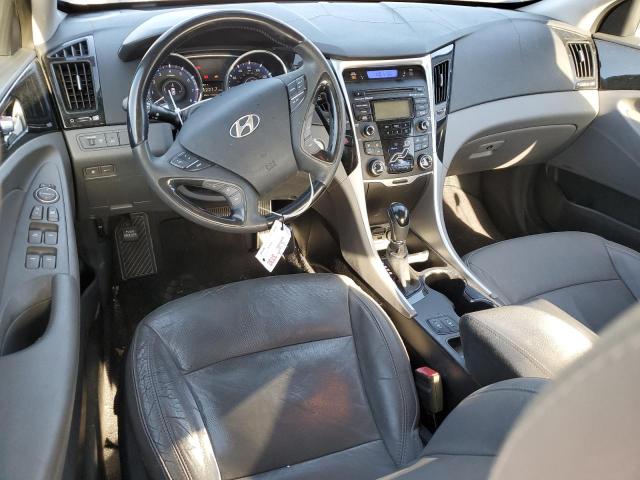 5NPEC4AC5DH656913 - 2013 HYUNDAI SONATA SE SILVER photo 8