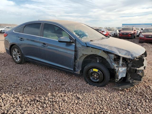 5NPE24AF8GH345414 - 2016 HYUNDAI SONATA SE BLUE photo 4