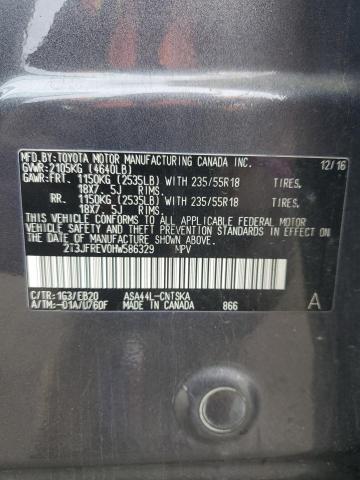 2T3JFREV0HW586329 - 2017 TOYOTA RAV4 SE Сірий фото 13