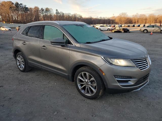 5LMCJ2C90HUL40505 - 2017 LINCOLN MKC SELECT Մոխրագույն լուսանկար 4