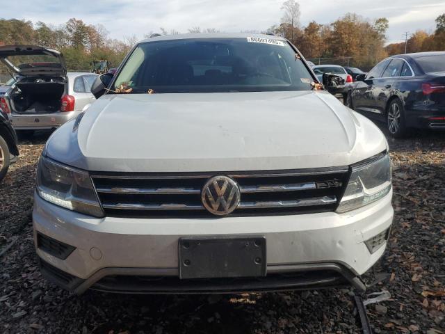 3VV3B7AX5KM034271 - 2019 VOLKSWAGEN TIGUAN SE WHITE photo 5