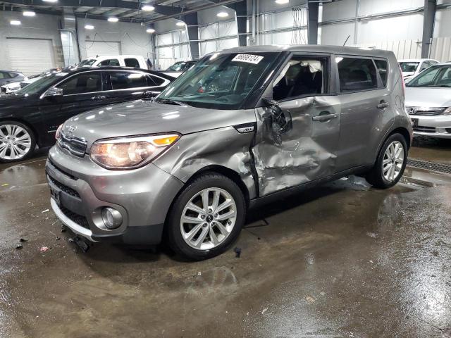 KNDJP3A50J7510871 - 2018 KIA SOUL + GRAY photo 1