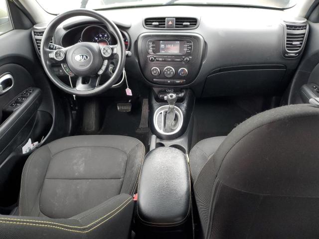KNDJP3A58F7785847 - 2015 KIA SOUL + GREEN photo 8