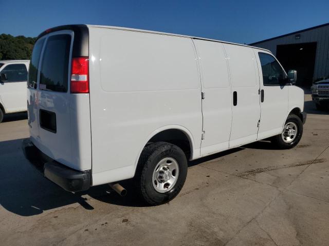 1GCWGAFP8M1261943 - 2021 CHEVROLET EXPRESS G2 WHITE photo 3