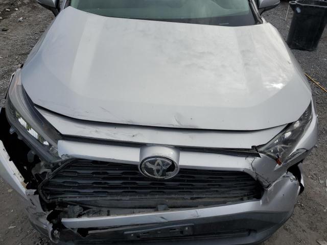 2T3G1RFV2KC013173 - 2019 TOYOTA RAV4 LE Күміс фото 12