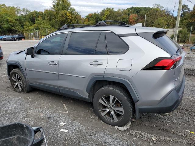 2T3G1RFV2KC013173 - 2019 TOYOTA RAV4 LE Күміс фото 2