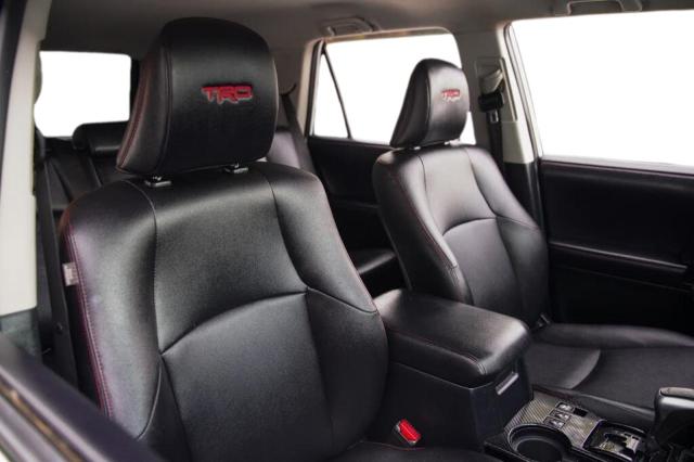 JTEBU5JR7J5484241 - 2018 TOYOTA 4RUNNER SR5/SR5 PREMIUM WHITE photo 5