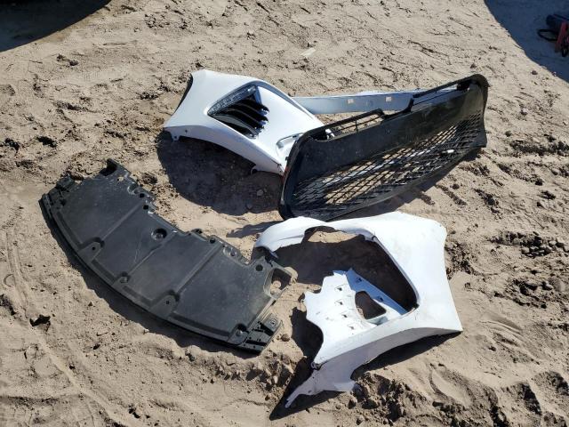 5YFBURHEXKP924908 - 2019 TOYOTA COROLLA L WHITE photo 12