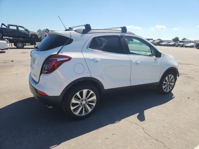KL4CJASBXJB715351 - 2018 BUICK ENCORE PREFERRED WHITE photo 3