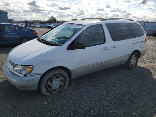 2000 TOYOTA SIENNA LE, 
