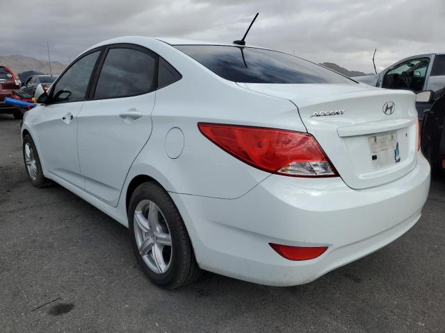 KMHCT4AEXGU110851 - 2016 HYUNDAI ACCENT SE WHITE photo 2