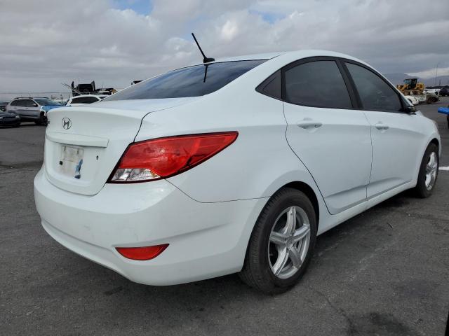 KMHCT4AEXGU110851 - 2016 HYUNDAI ACCENT SE WHITE photo 3