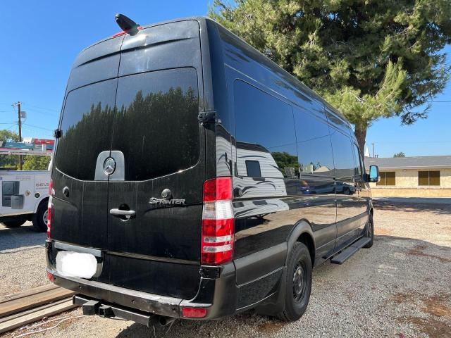 WDZPE8CD6JP619384 - 2018 MERCEDES-BENZ SPRINTER 2500 შავი ფოტო 4