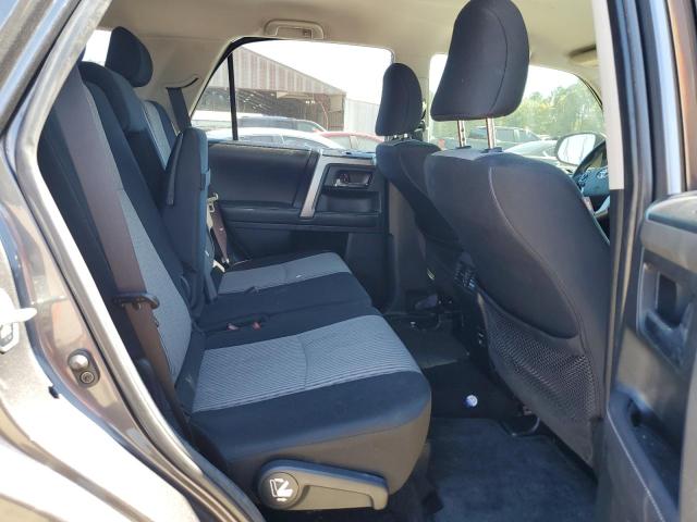 JTEZU5JR0J5180425 - 2018 TOYOTA 4RUNNER SR5 GRAY photo 11