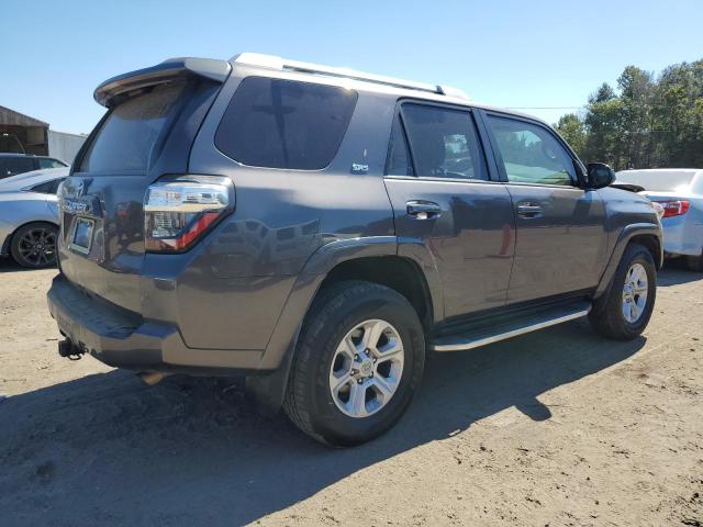 JTEZU5JR0J5180425 - 2018 TOYOTA 4RUNNER SR5 GRAY photo 3
