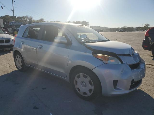 JTKKUPB47D1031728 - 2013 TOYOTA SCION XD SILVER photo 4