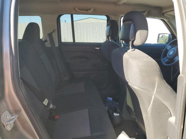 1C4NJRBB3DD165402 - 2013 JEEP PATRIOT SPORT 灰色 照片 11