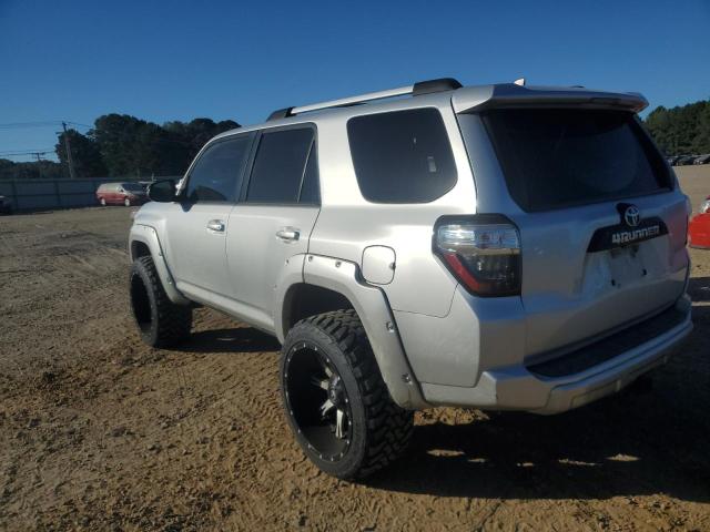 JTEBU5JR3G5365093 - 2016 TOYOTA 4RUNNER SR5/SR5 PREMIUM GRAY photo 2