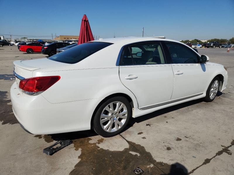 4T1BK3DBXBU392072 - 2011 TOYOTA AVALON BASE Biały zdjęcie 3