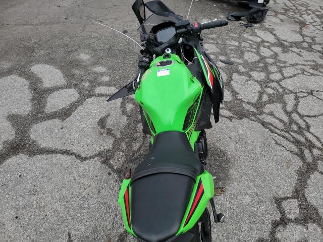 ML5EXER19PDA83275 - 2023 KAWASAKI EX650 R أخضر صورة 6