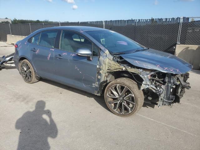 5YFS4RCE5LP006802 - 2020 TOYOTA COROLLA SE GRAY photo 4