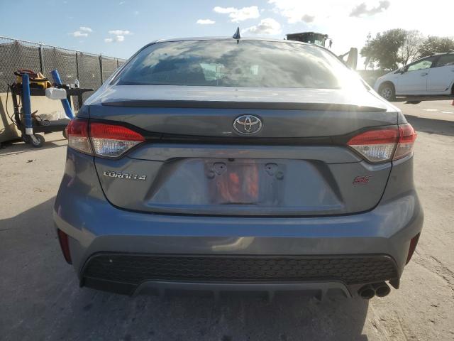 5YFS4RCE5LP006802 - 2020 TOYOTA COROLLA SE GRAY photo 6